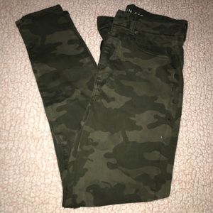 camo jeans
